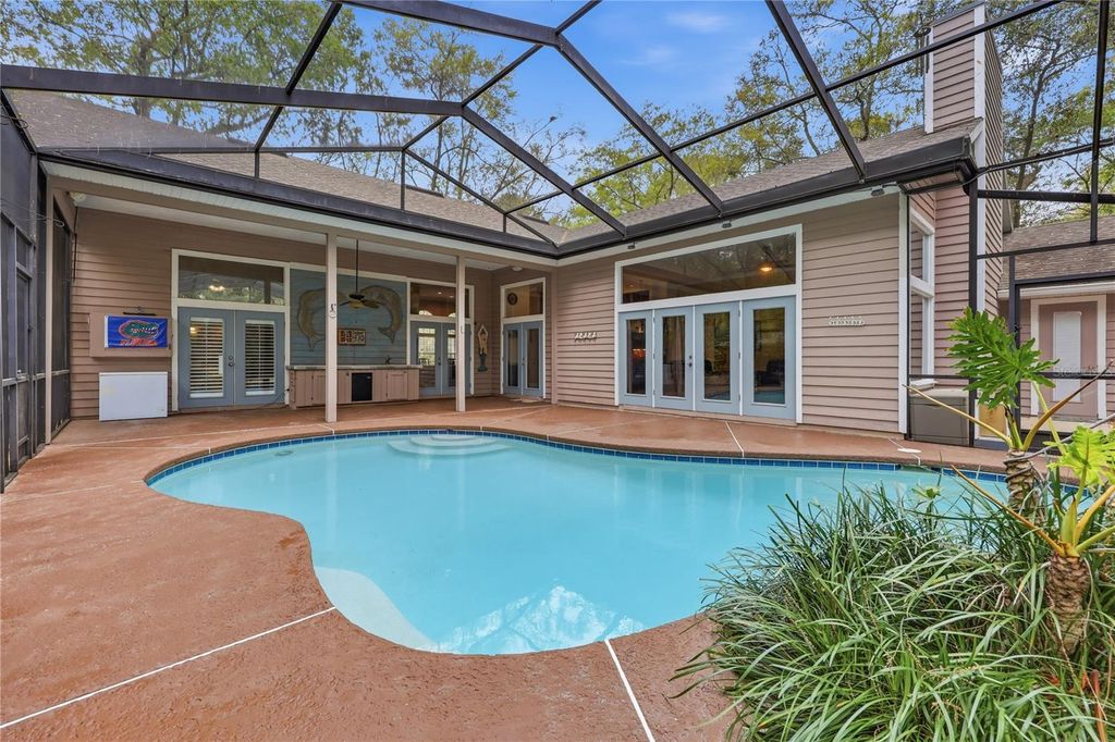 Image 4 of property listing at 4249 NW 56TH WAY, Gainesville, FL 32606