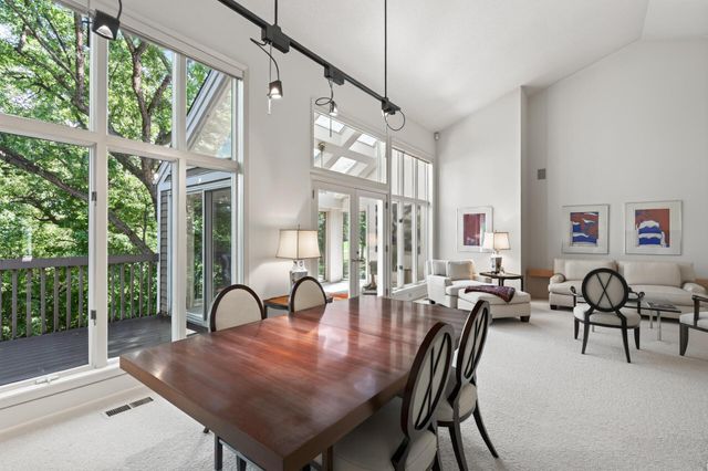 3631 Oakton Ridge, Minnetonka, MN 55305
