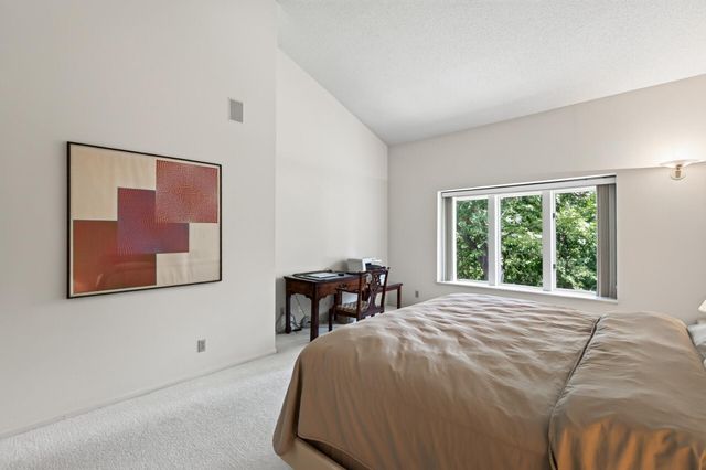 3631 Oakton Ridge, Minnetonka, MN 55305