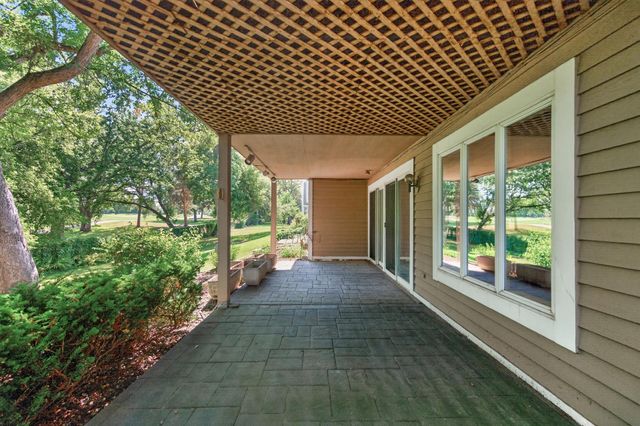 3631 Oakton Ridge, Minnetonka, MN 55305