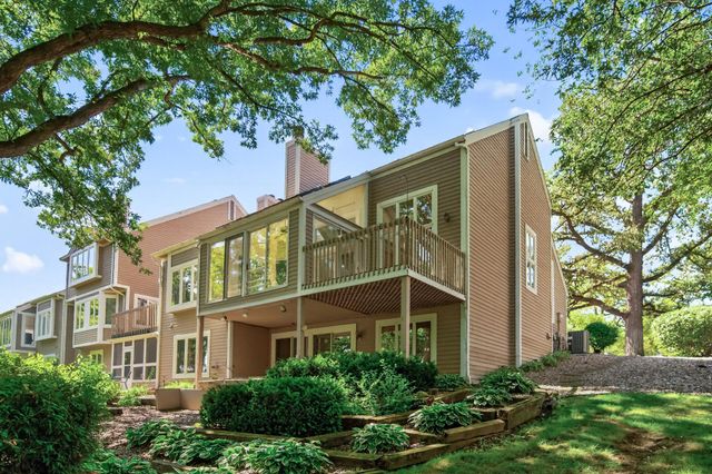 3631 Oakton Ridge, Minnetonka, MN 55305