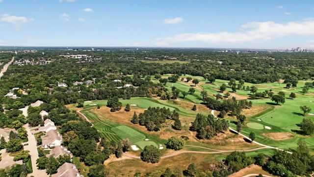 3631 Oakton Ridge, Minnetonka, MN 55305