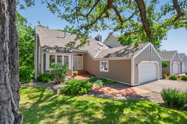 3631 Oakton Ridge, Minnetonka, MN 55305