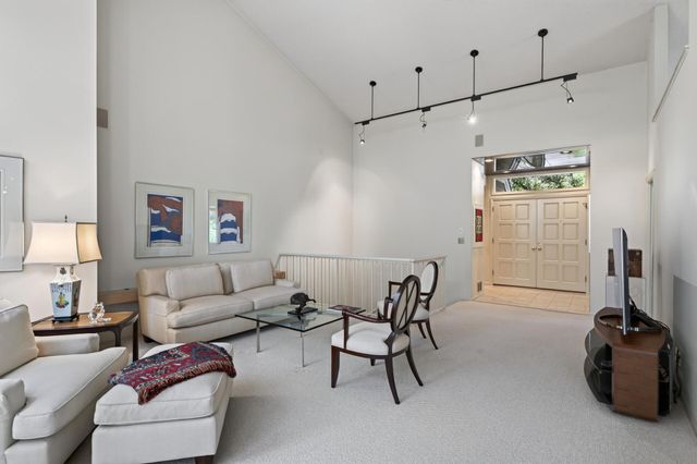 3631 Oakton Ridge, Minnetonka, MN 55305