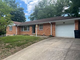 2010 ROLLINS RD, Columbia, MO 65203