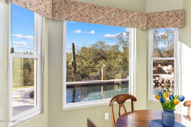 11681 N La Tanya Drive, Oro Valley, AZ 85737