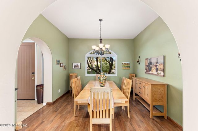 11681 N La Tanya Drive, Oro Valley, AZ 85737