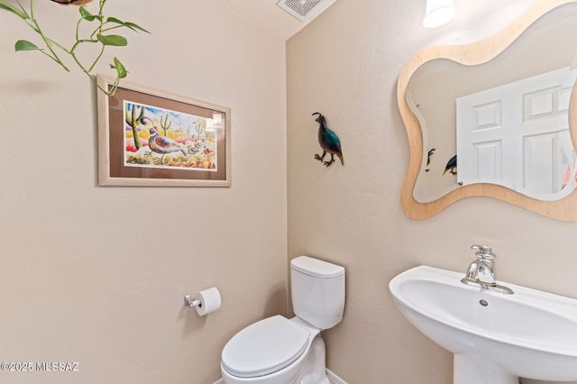 11681 N La Tanya Drive, Oro Valley, AZ 85737