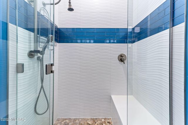 11681 N La Tanya Drive, Oro Valley, AZ 85737