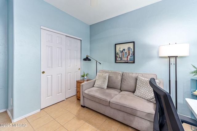 11681 N La Tanya Drive, Oro Valley, AZ 85737