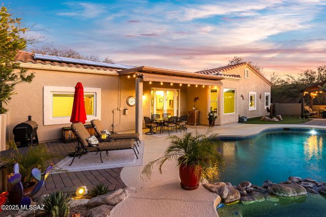 11681 N La Tanya Drive, Oro Valley, AZ 85737