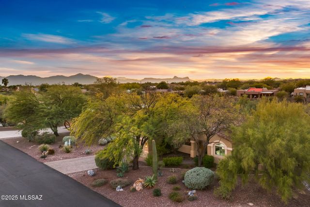 11681 N La Tanya Drive, Oro Valley, AZ 85737