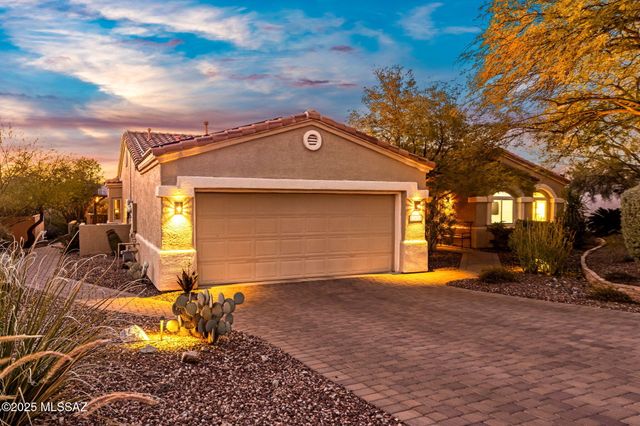 11681 N La Tanya Drive, Oro Valley, AZ 85737