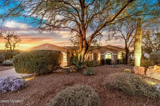 11681 N La Tanya Drive, Oro Valley, AZ 85737