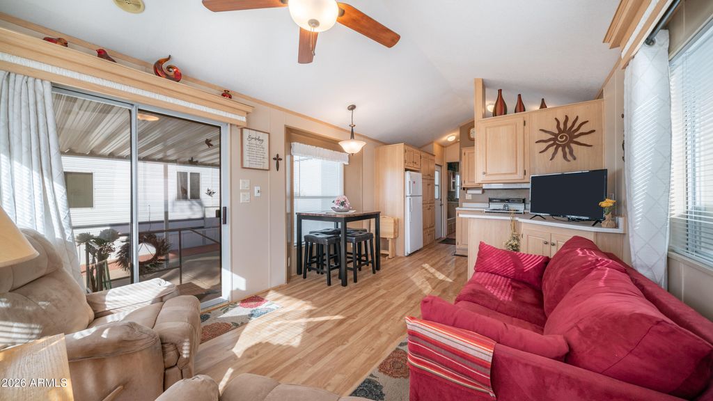 Image 11 of property listing at 785 Cinnabar Drive 785, Apache Junction, AZ 85119