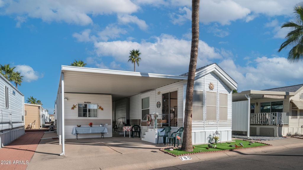 Image 3 of property listing at 785 Cinnabar Drive 785, Apache Junction, AZ 85119