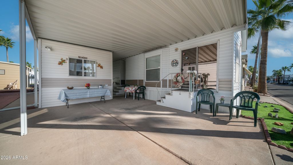 Image 7 of property listing at 785 Cinnabar Drive 785, Apache Junction, AZ 85119