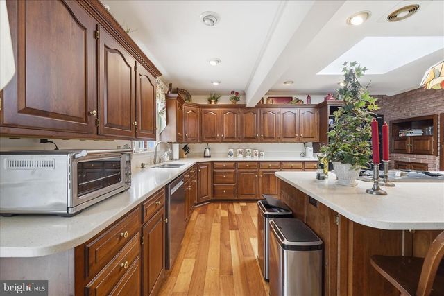 13508 OVERHILL DR, Hagerstown, MD 21742