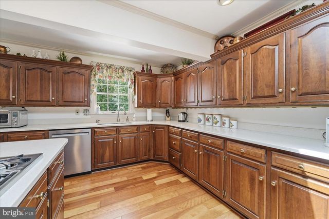 13508 OVERHILL DR, Hagerstown, MD 21742