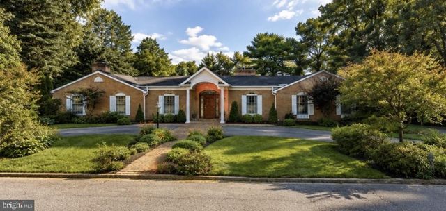 13508 OVERHILL DR, Hagerstown, MD 21742