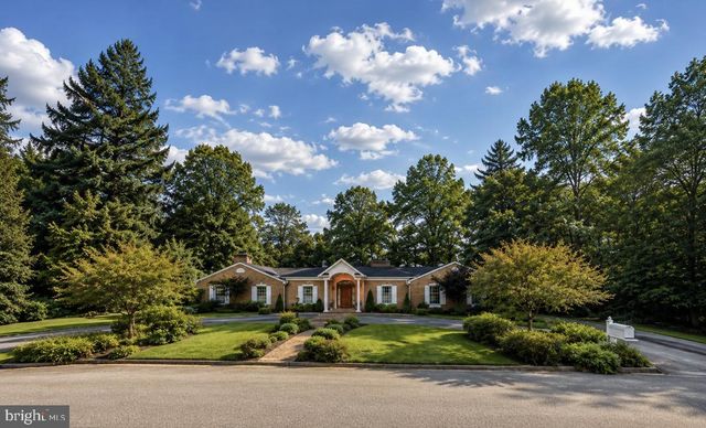 13508 OVERHILL DR, Hagerstown, MD 21742