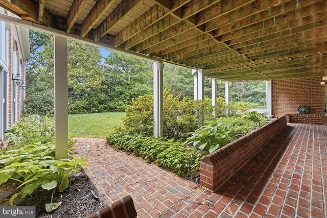 13508 OVERHILL DR, Hagerstown, MD 21742