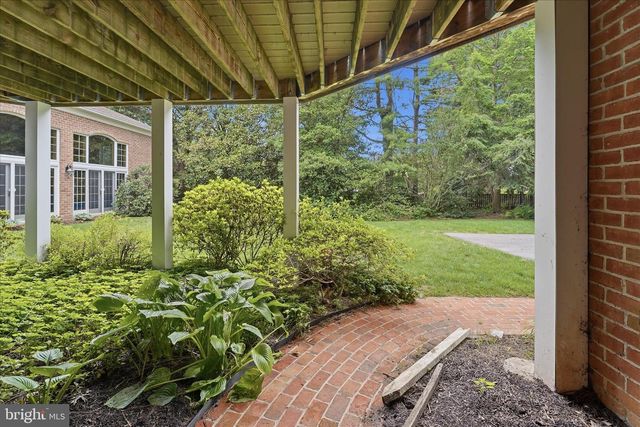 13508 OVERHILL DR, Hagerstown, MD 21742