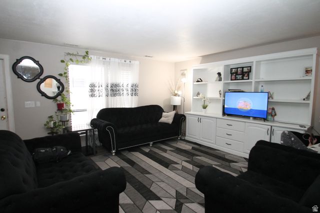 5949 S SULTAN CIR, Murray, UT 84107