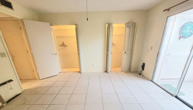 26 Lake Vista Trl Apt 104, Port St Lucie, FL 34952