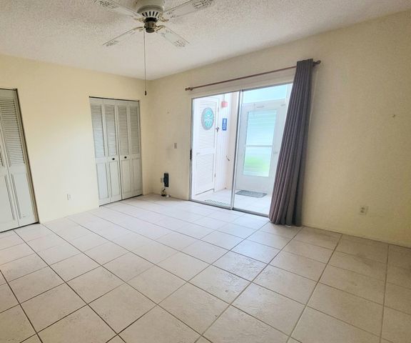 26 Lake Vista Trl Apt 104, Port St Lucie, FL 34952