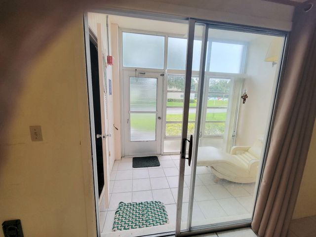26 Lake Vista Trl Apt 104, Port St Lucie, FL 34952