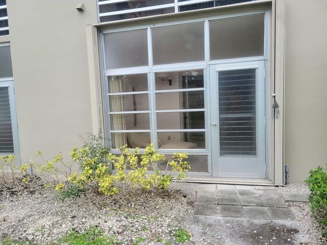 26 Lake Vista Trl Apt 104, Port St Lucie, FL 34952