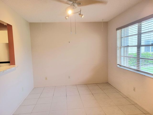 26 Lake Vista Trl Apt 104, Port St Lucie, FL 34952