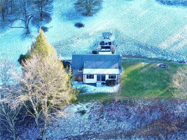 118 Foster Road, Beaver Falls, PA 15010