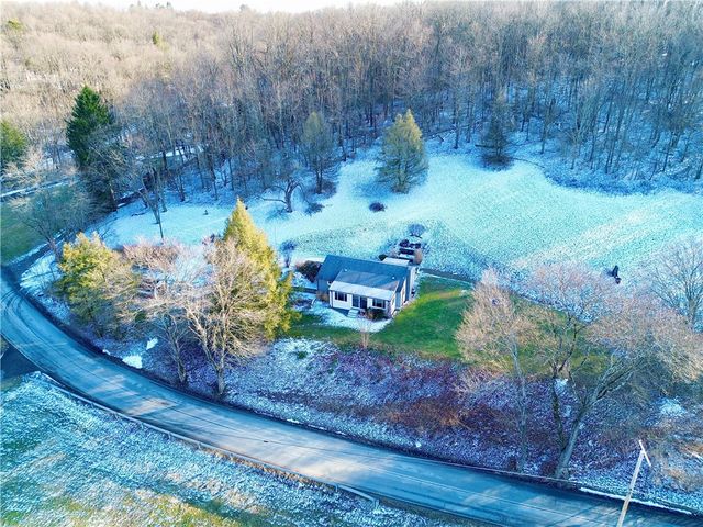 118 Foster Road, Beaver Falls, PA 15010