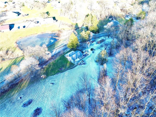 118 Foster Road, Beaver Falls, PA 15010