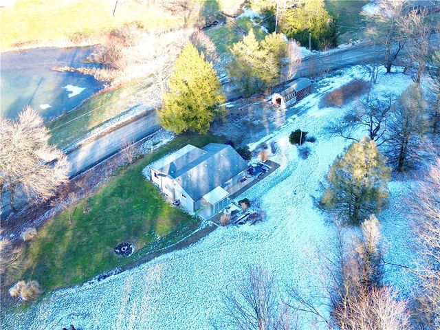 118 Foster Road, Beaver Falls, PA 15010