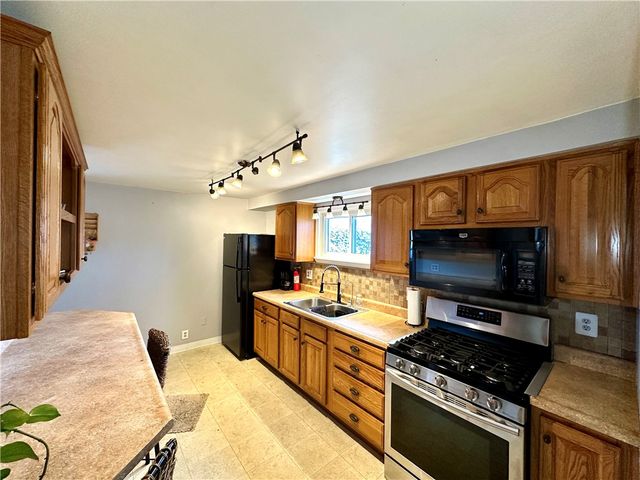 118 Foster Road, Beaver Falls, PA 15010