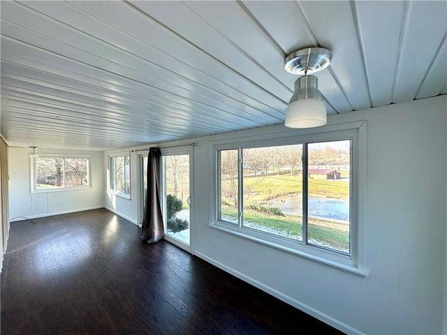 118 Foster Road, Beaver Falls, PA 15010