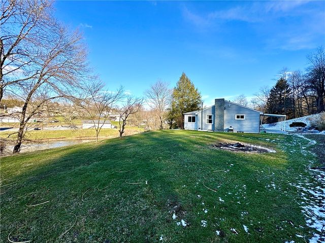 118 Foster Road, Beaver Falls, PA 15010