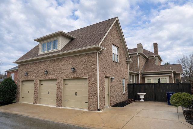 3128 Natoma Cir, Thompsons Station, TN 37179