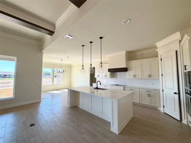 3155 Infinity Drive, Weatherford, TX 76087