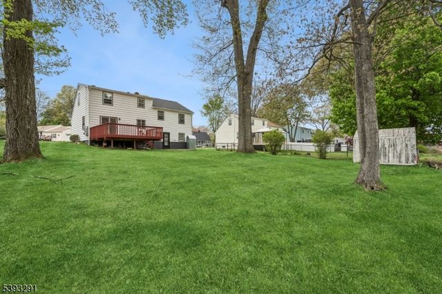22 Alan Ln, Mine Hill Twp., NJ 07803