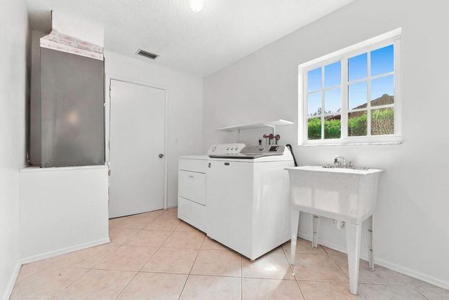 1344 NW 100TH Avenue, Coral Springs, FL 33071