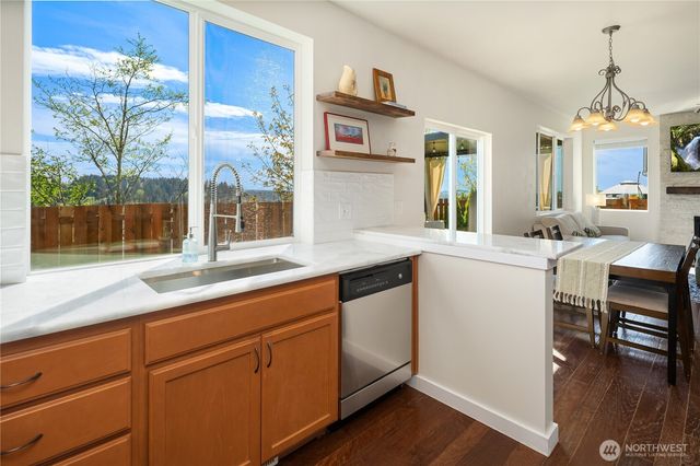 16306 24th Street E, Lake Tapps, WA 98391