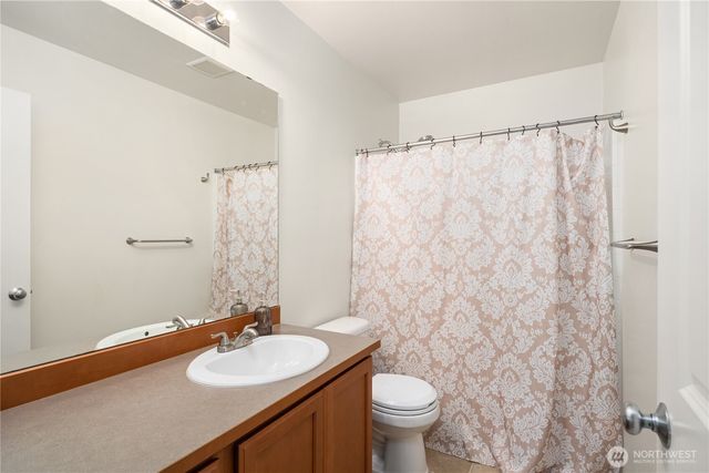 16306 24th Street E, Lake Tapps, WA 98391