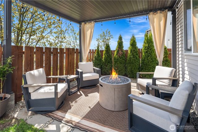 16306 24th Street E, Lake Tapps, WA 98391