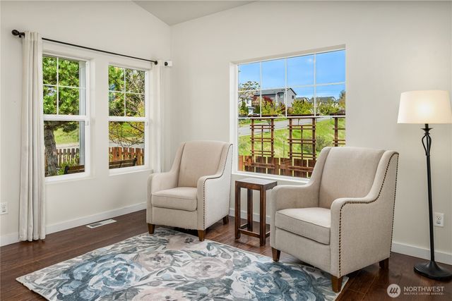 16306 24th Street E, Lake Tapps, WA 98391