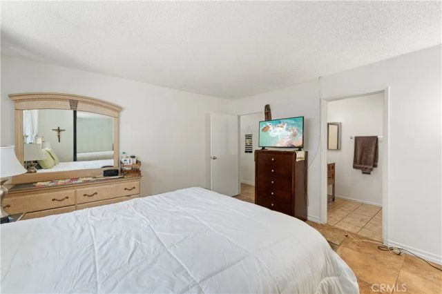 14802 Newport Avenue 18A, Tustin, CA 92780