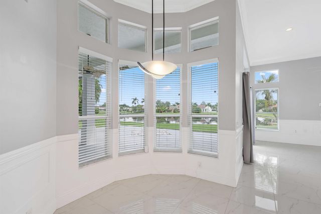 19162 Cloister Lake Lane, Boca Raton, FL 33498